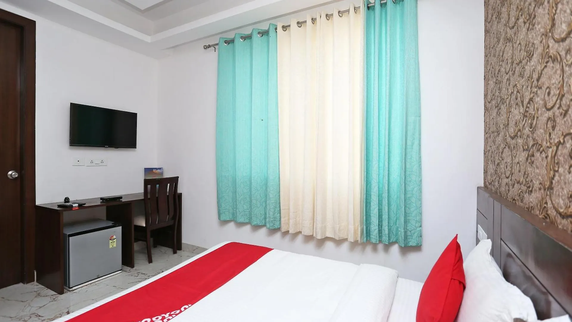 Hotel O Park In Gurgaon 3*,  India