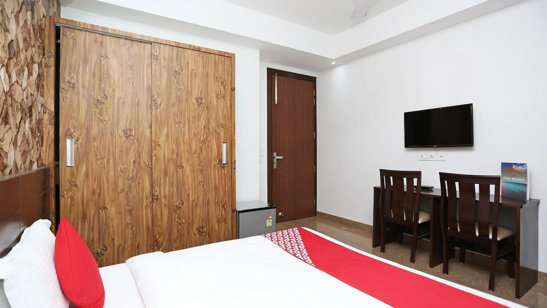 Hotel O Park In Gurgaon