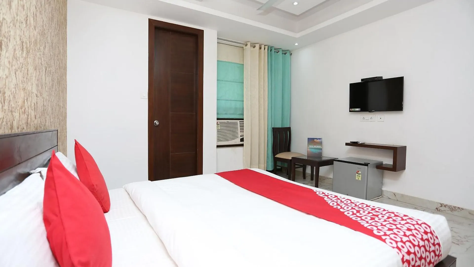 Hotel O Park In Gurgaon