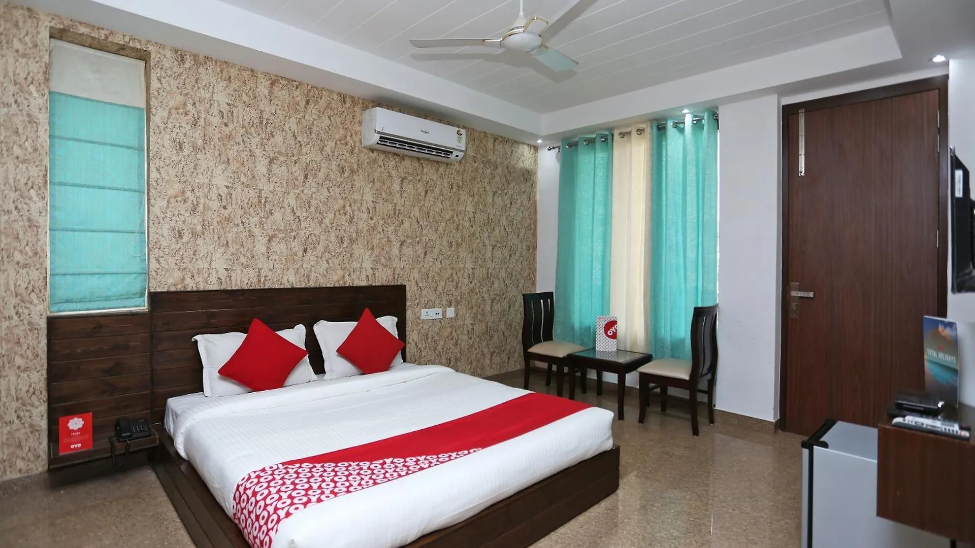 Hotel O Park In Gurgaon